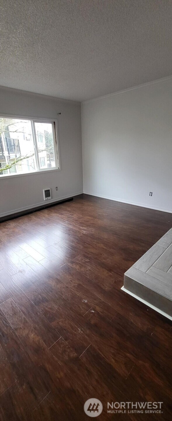 13011 East Gibson Road, Unit N325 Everett, WA 98204 - Photo 8 of 24