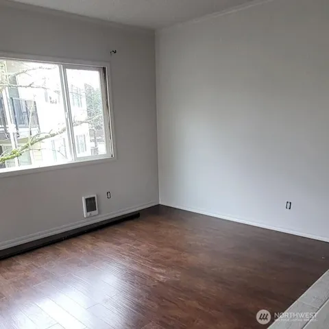 $2,100 | 13011 East Gibson Road, Unit N325, Everett, WA 98204