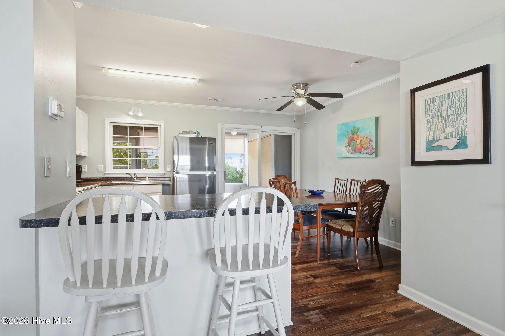 1116 East Fort Macon Road Atlantic Beach, NC 28512 - Photo 10 of 37 Kitchen/Dinning combo