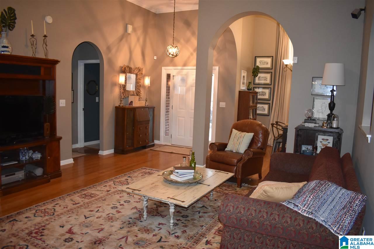 419 Summit Way Fultondale, AL 35068 - Photo 4 of 22