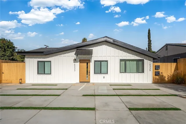 $8,800 | 15333 Lemay Street, Van Nuys, CA 91406
