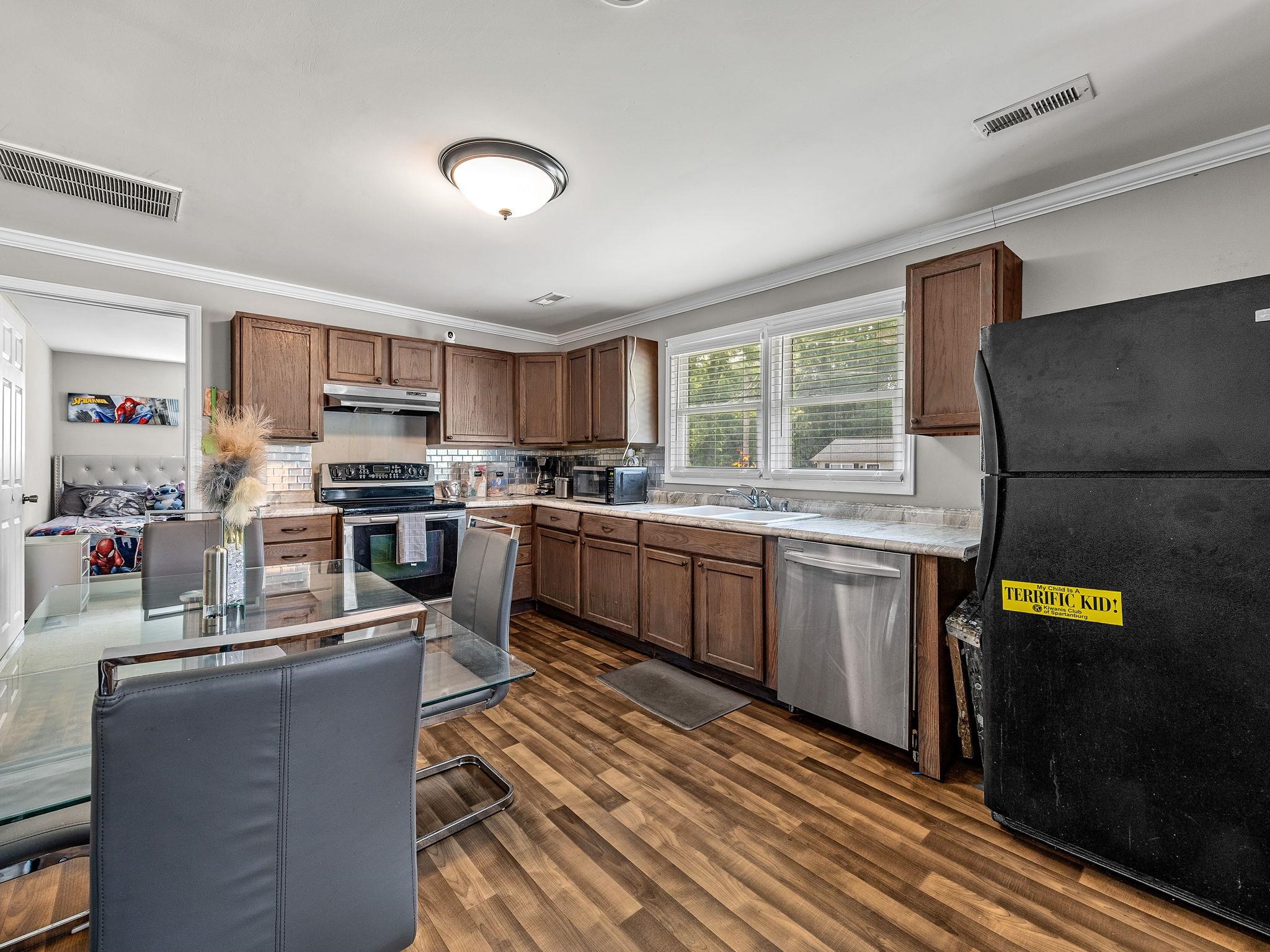 137 State Rd S-42-8392 Boiling Springs, SC 29316 - Photo 7 of 43 Gallery Image 7