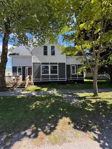 $269,000 | 805 High Street, Manistee, MI 49660