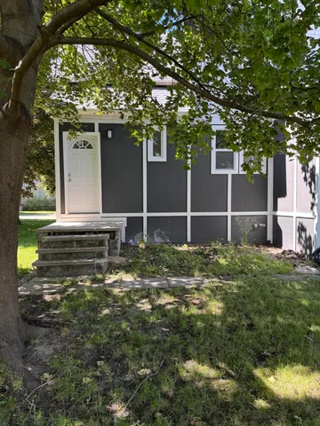 $269,000 | 805 High Street, Manistee, MI 49660