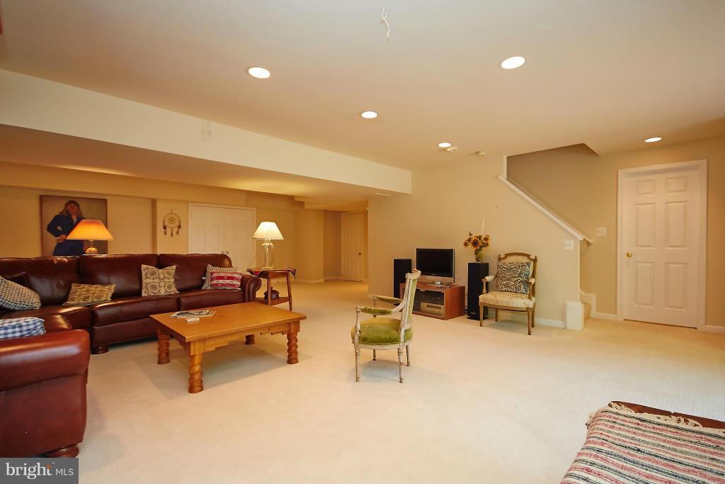 9722 Hidden Valley Road Vienna, VA 22181 - Photo 16 of 22 Basement