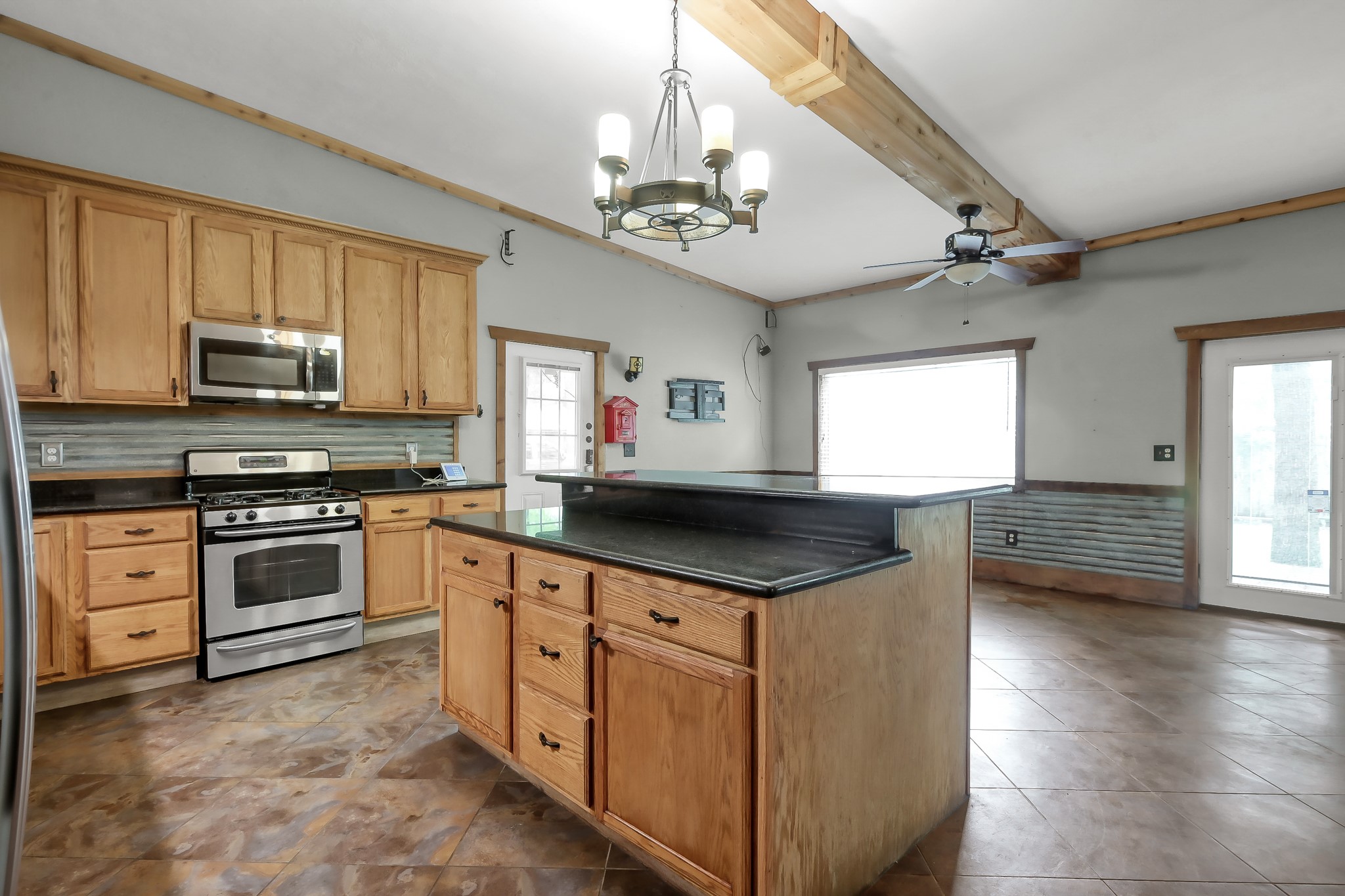 403 Spring Woods Drive Spring, TX 77386 - Photo 15 of 45