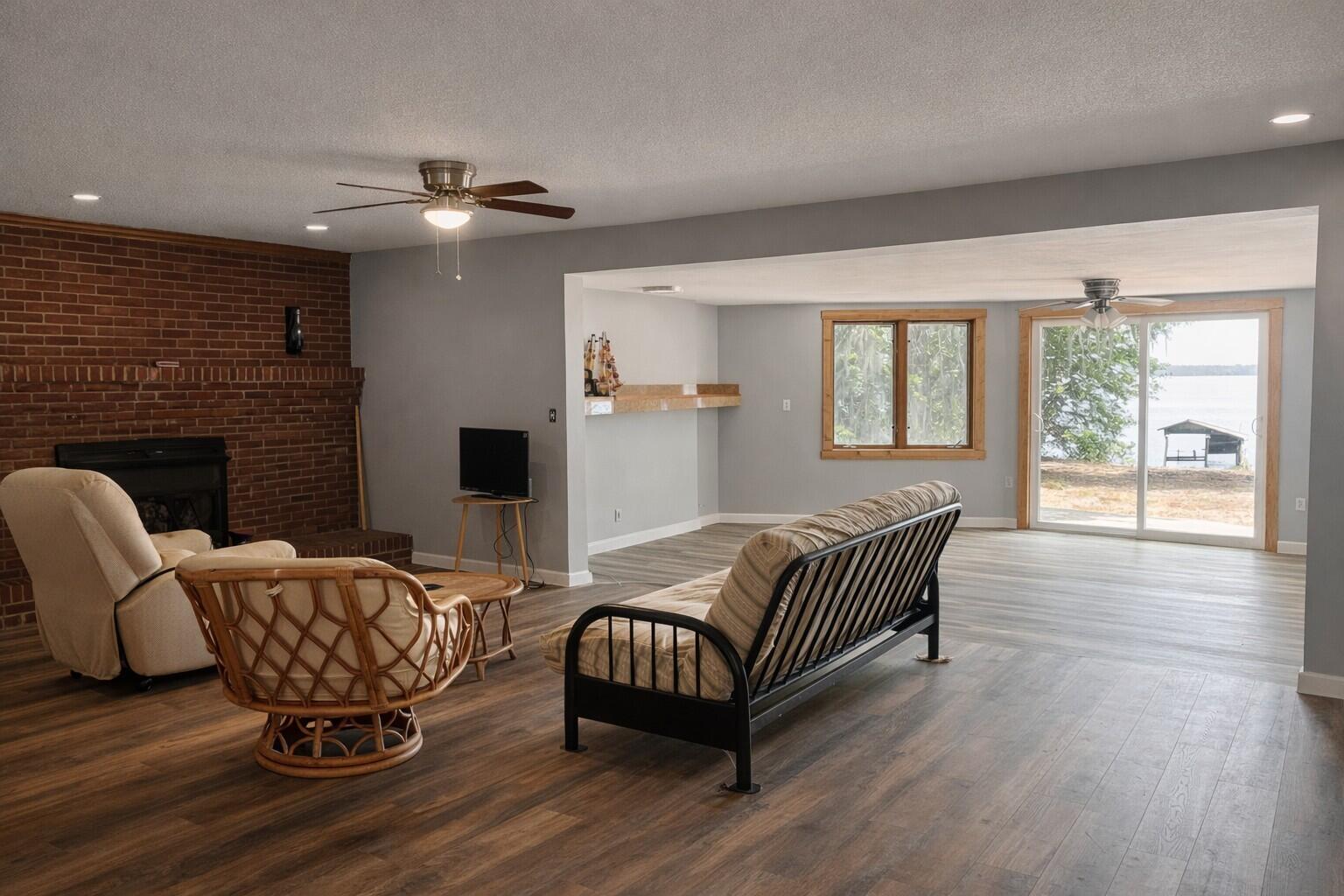 1391 Scott Lake Road Summerton, SC 29148 - Photo 8 of 16 1391 Scott Lake Rd Den toward Sunroom