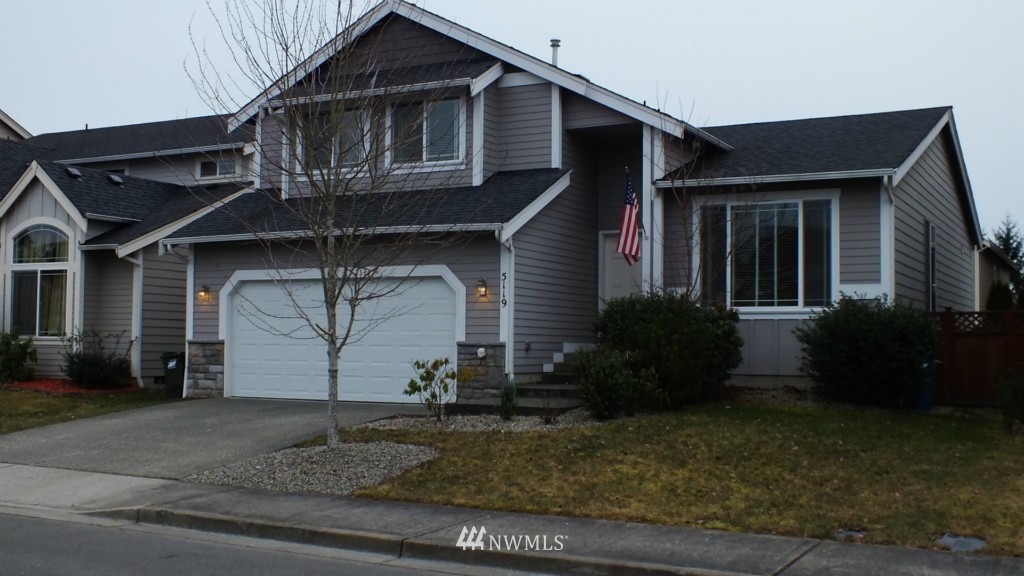 5119 Northeast 10th Place Renton, WA 98059 - Photo 1 of 15