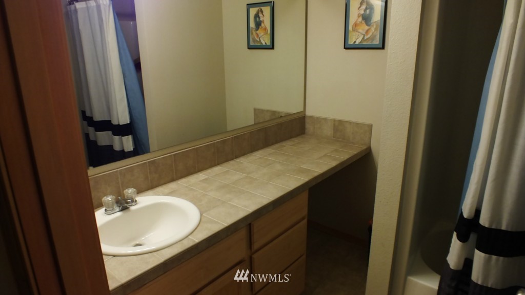 5119 Northeast 10th Place Renton, WA 98059 - Photo 14 of 15