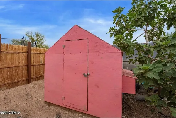 $624,500 | 146 East Whiteley Street, Apache Junction, AZ 85119