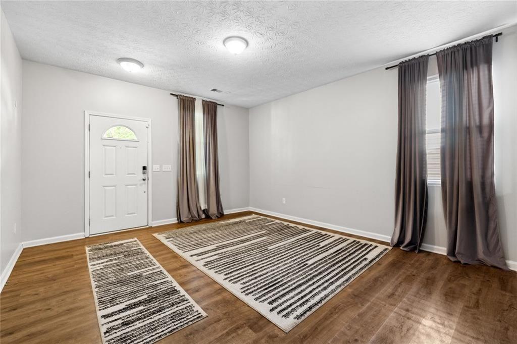 3187 Sable Run Road Atlanta, GA 30349 - Photo 3 of 23