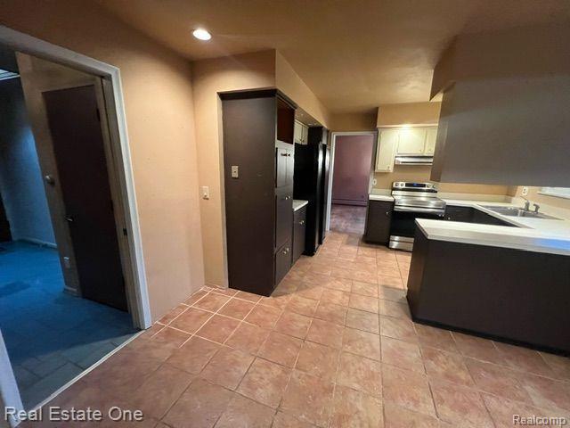 4845 Arrowhead Road West Bloomfield, MI 48323 - Photo 19 of 74 Gallery Image 19