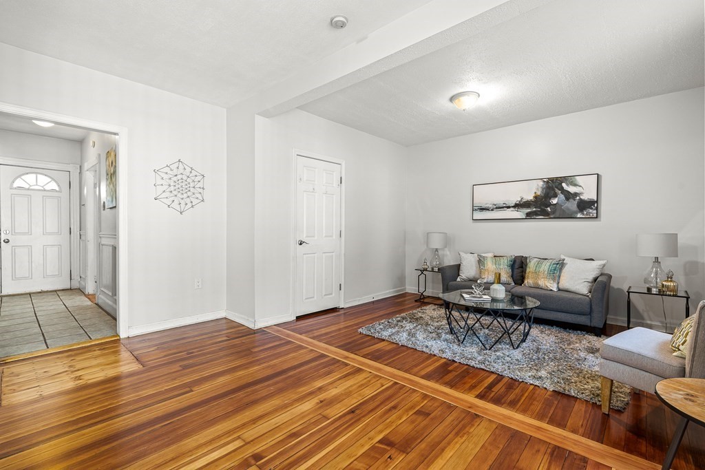 89 Old Road Dracut, MA 01826 - Photo 13 of 29 Gallery Image 13