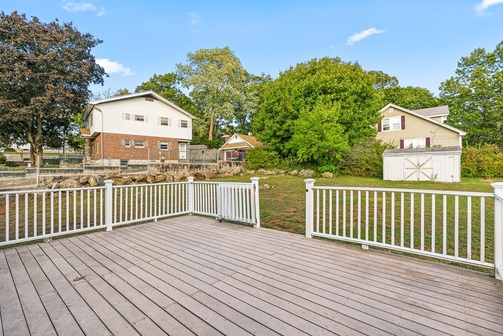 89 Old Road Dracut, MA 01826 - Photo 24 of 29 Gallery Image 24