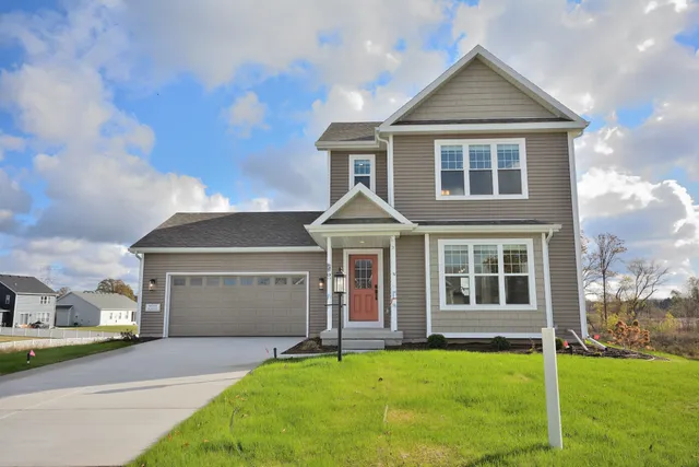 $599,900 | W199N5310 Ponderosa Court, Menomonee Falls, WI 53051