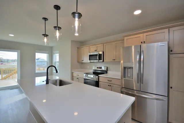 $599,900 | W199N5310 Ponderosa Court, Menomonee Falls, WI 53051