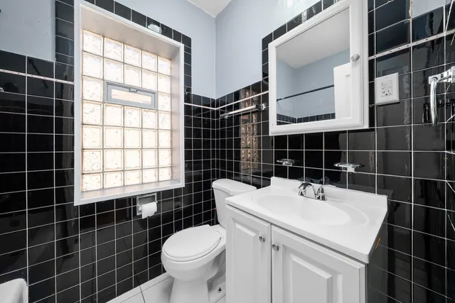 $499,000 | 3145 North Natchez Avenue, Chicago, IL 60634