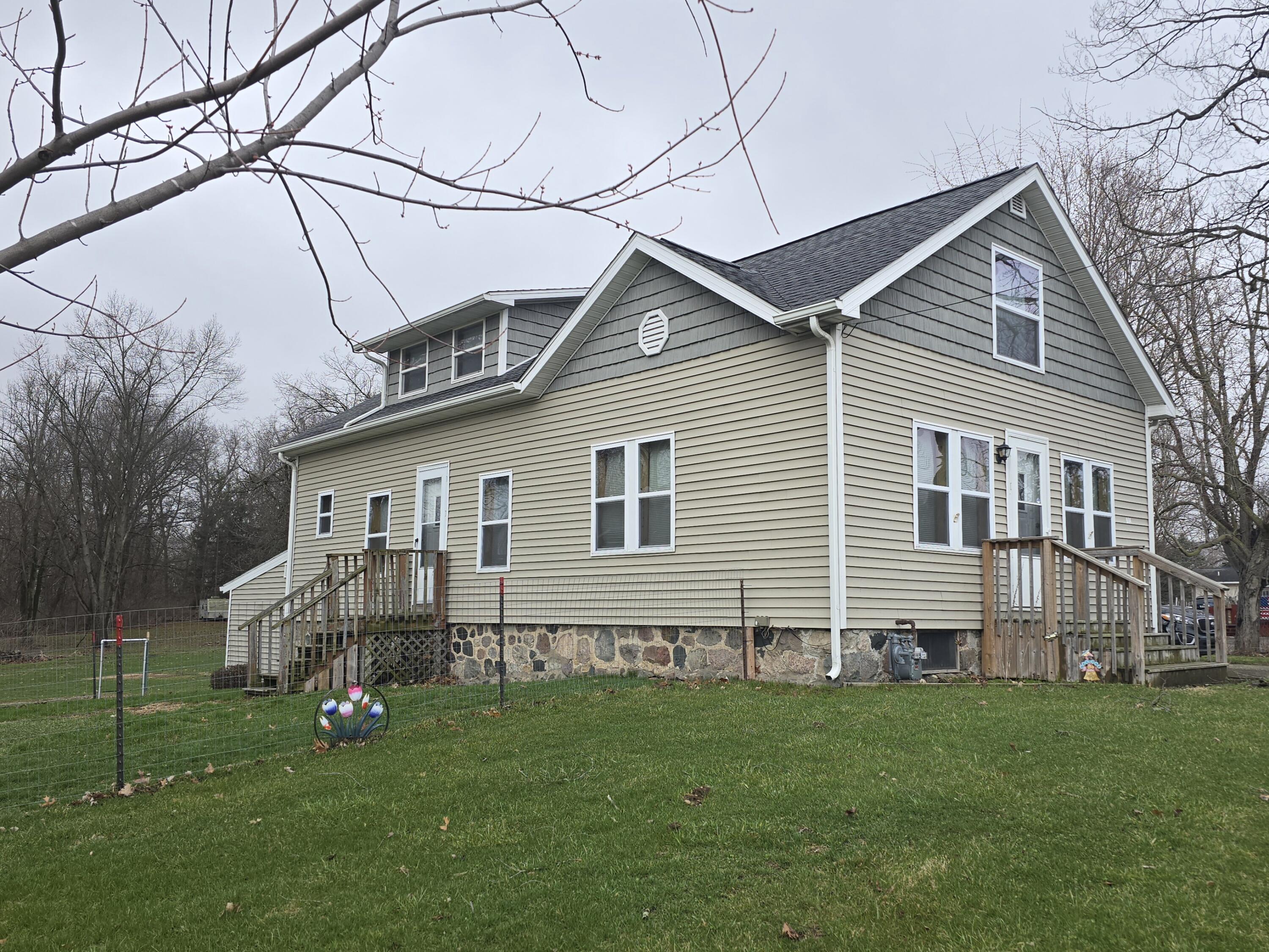 804 East State Street Colon, MI 49040 - Photo 4 of 29 1000070413