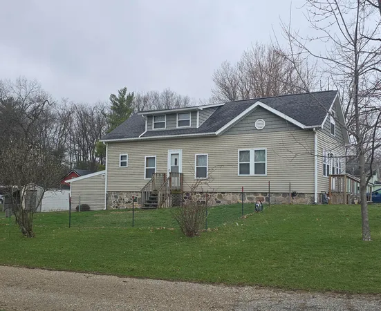 $189,900 | 804 East State Street, Colon, MI 49040