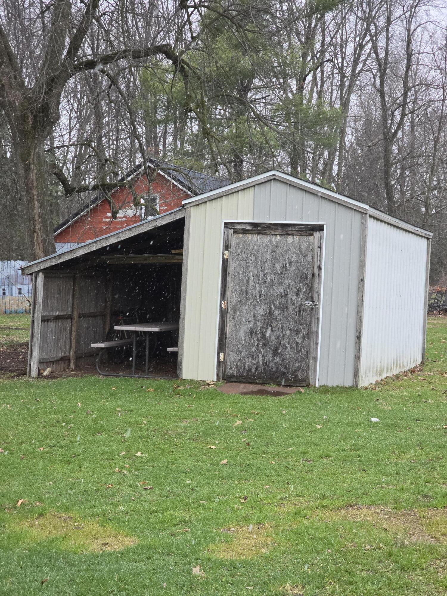 804 East State Street Colon, MI 49040 - Photo 10 of 29 1000070418