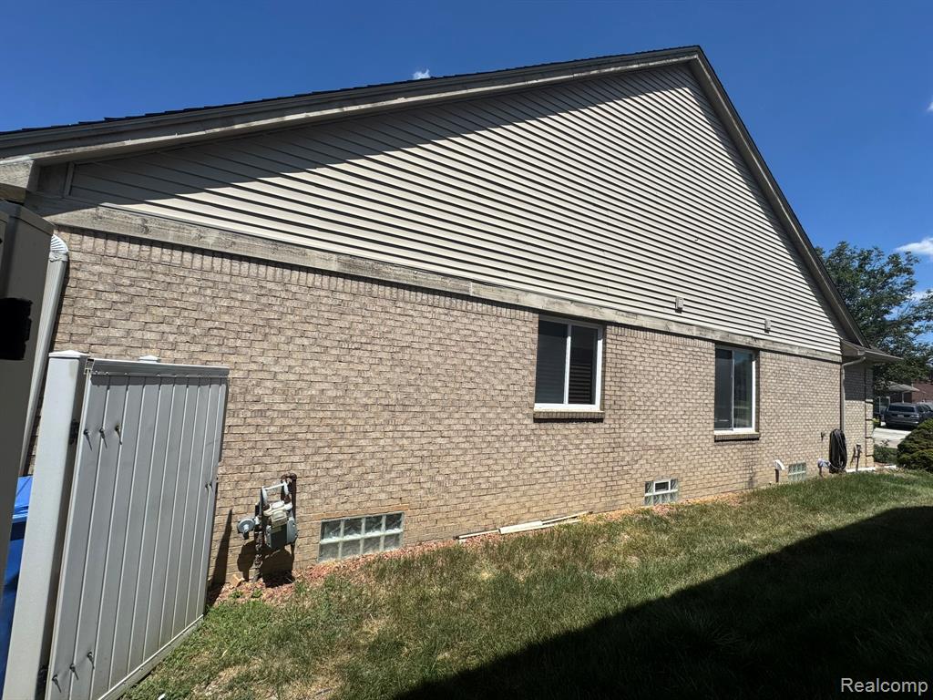 324 Cherry Lane Inkster, MI 48141 - Photo 6 of 28 Gallery Image 6