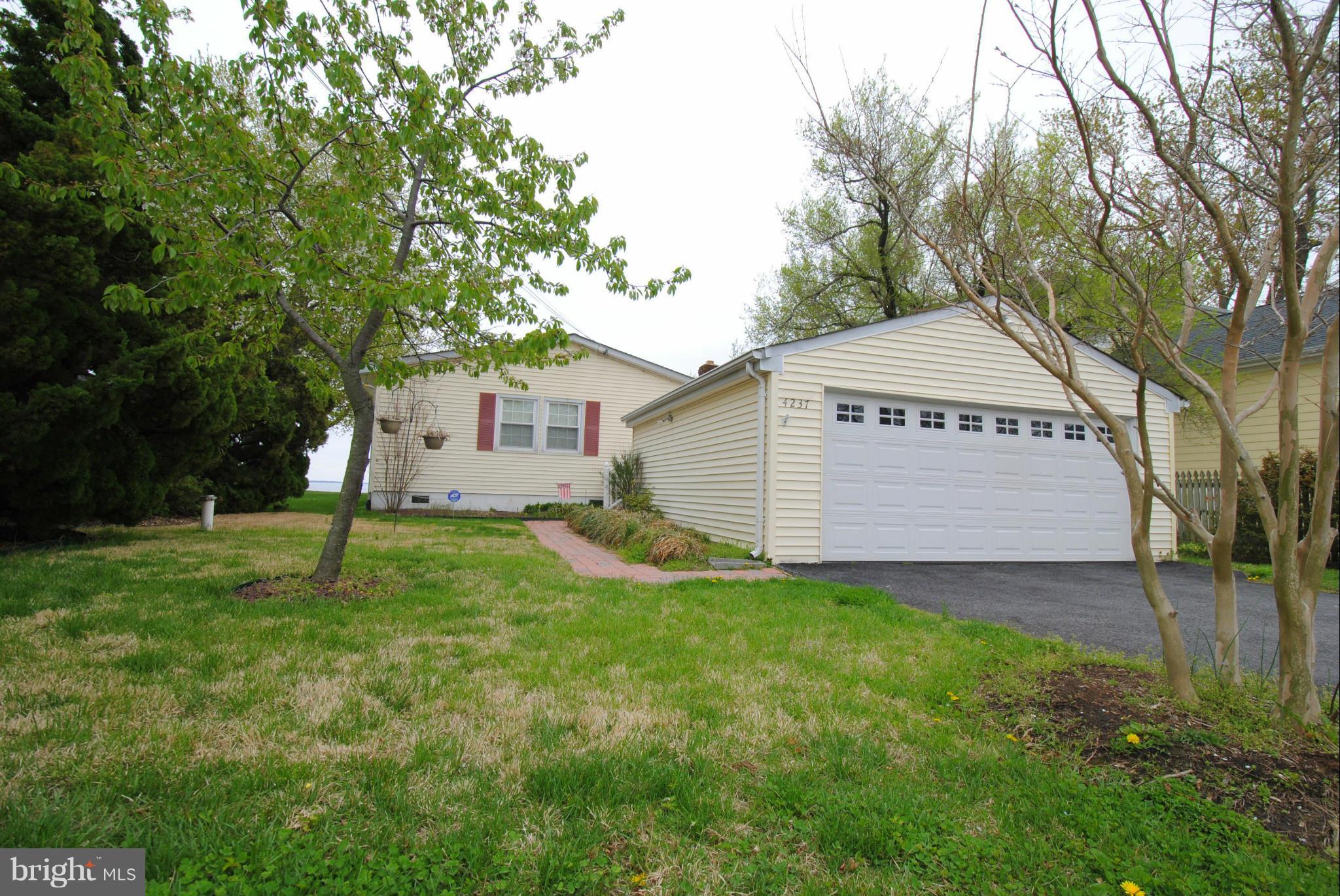 4237 Kings Road Edgewater, MD 21037 - Photo 2 of 30 Exterior (Front)