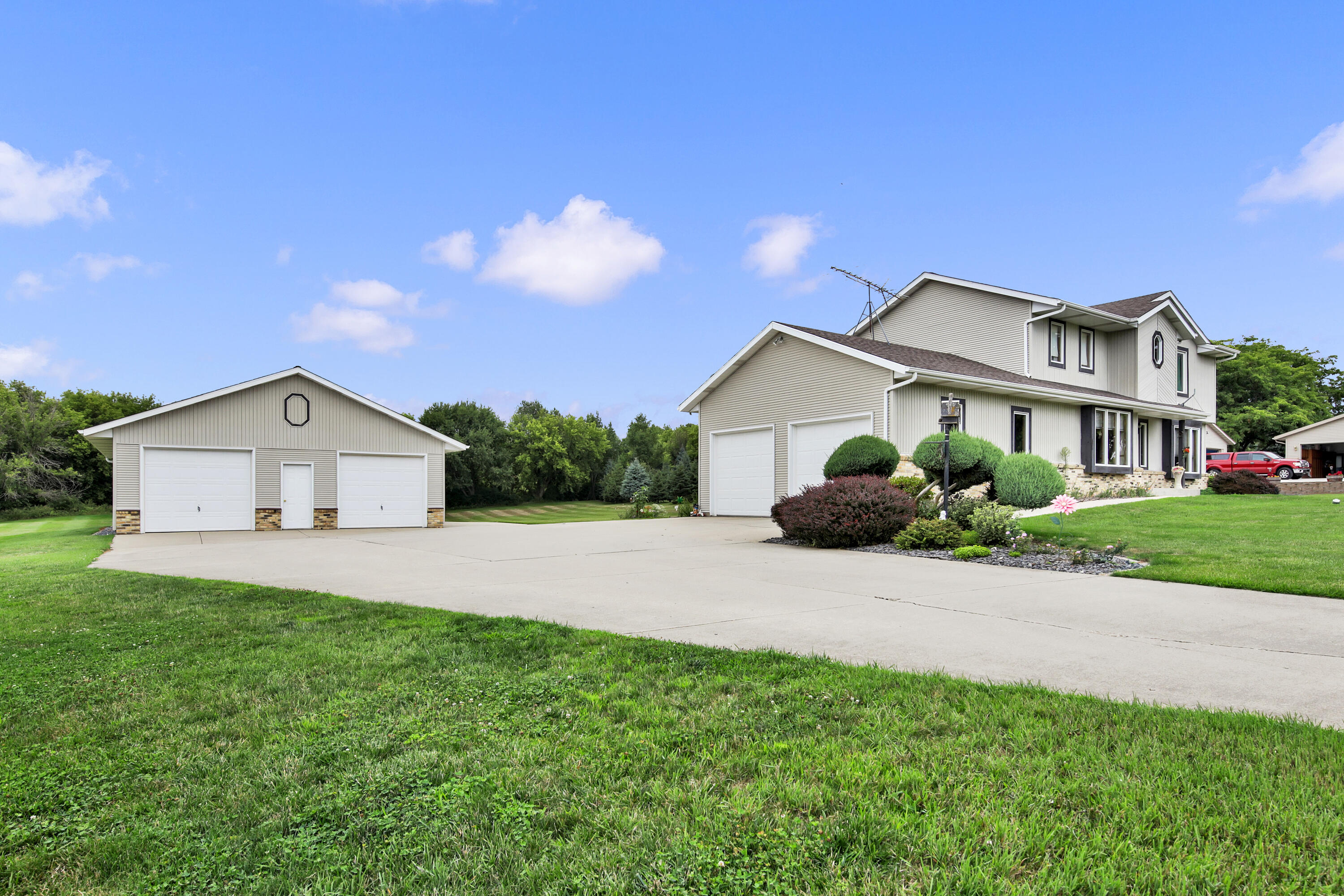 W2041 East River Road Auburn, WI 53010 - Photo 23 of 37 W2041 E River Rd-4