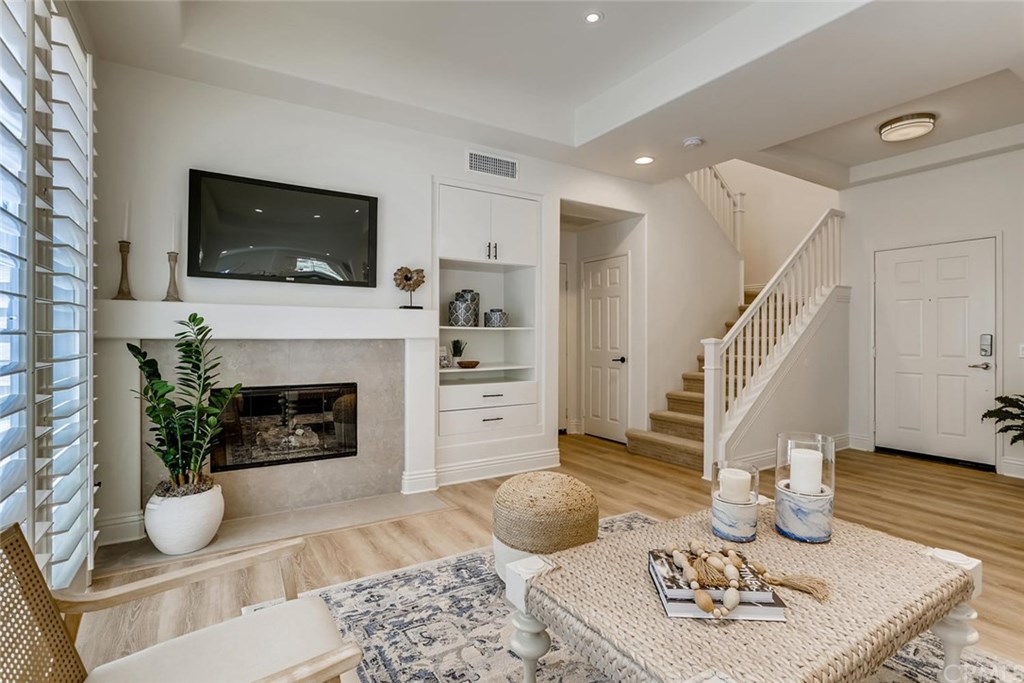 44 Half Moon Trail Ladera Ranch, CA 92694 - Photo 6 of 36 Gallery Image 6