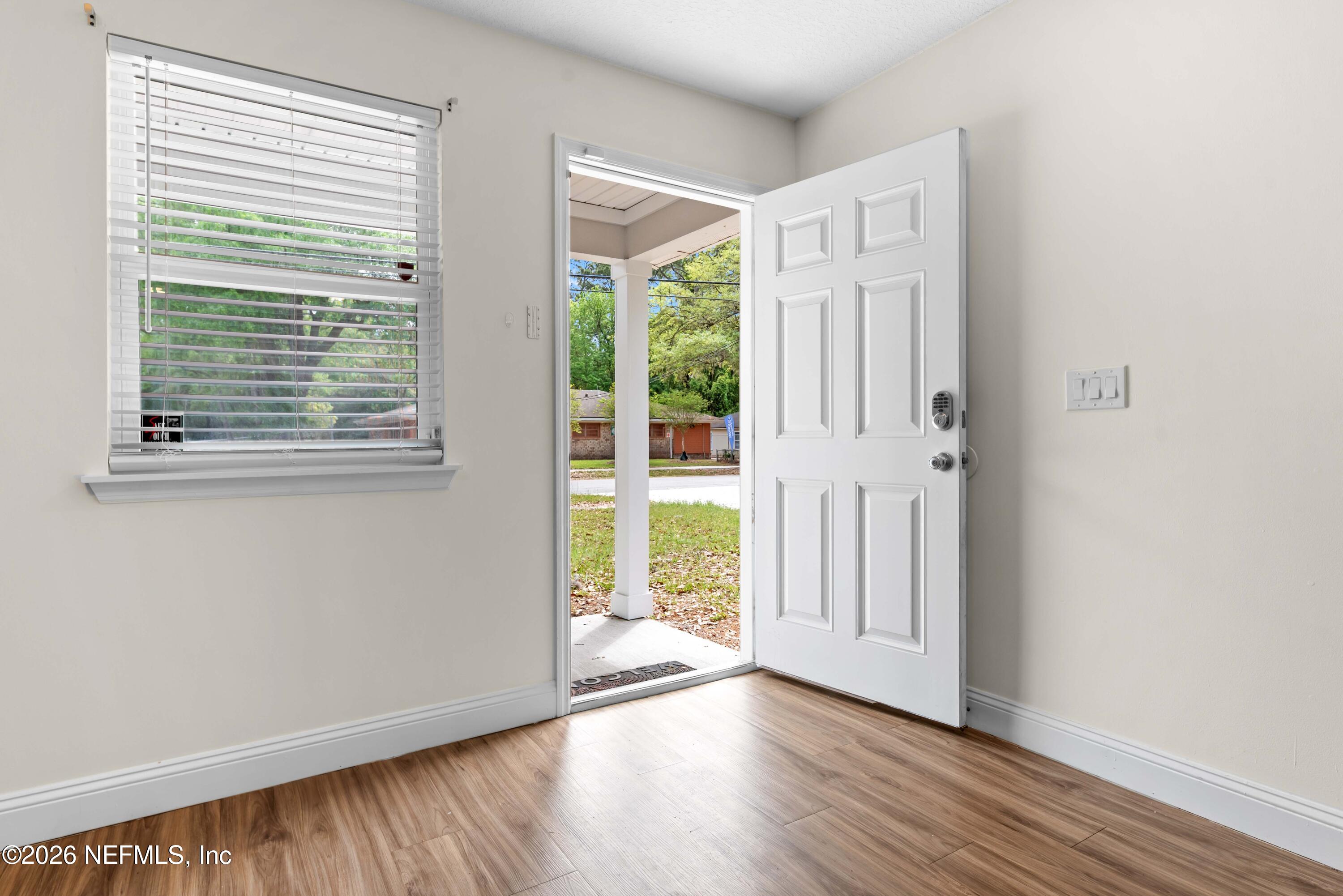 4056-58 Grant Road Jacksonville, FL 32207 - Photo 19 of 33 4058 Grant Rd-17