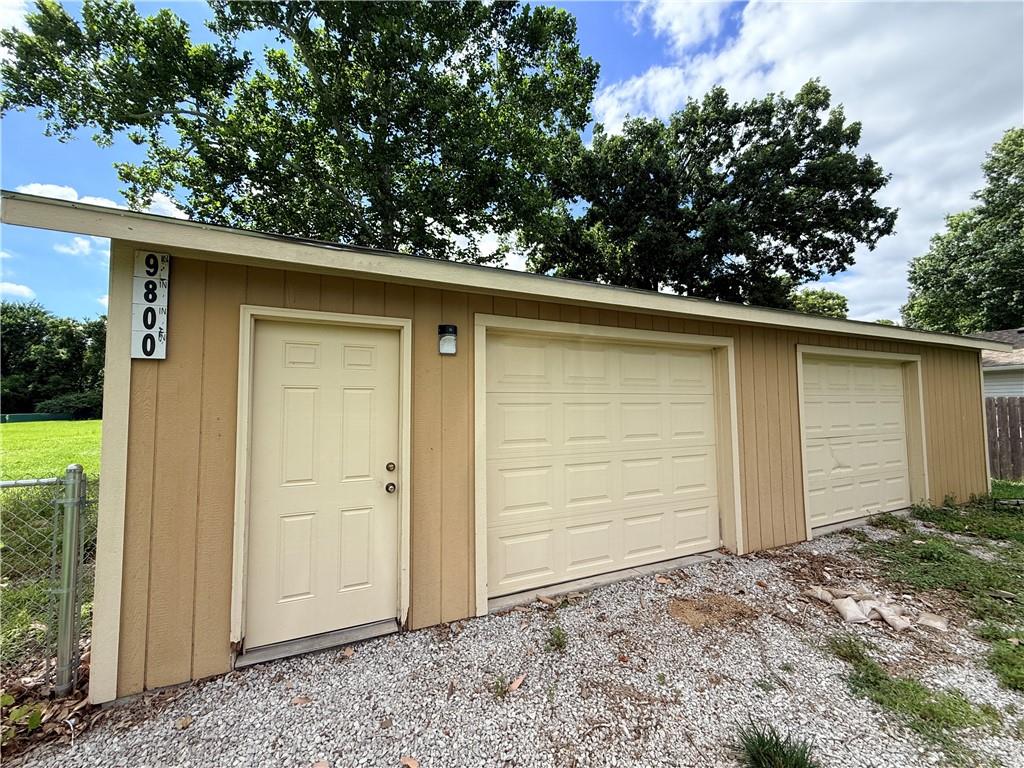 9800 South Noland Road Kansas City, MO 64138 - Photo 2 of 7