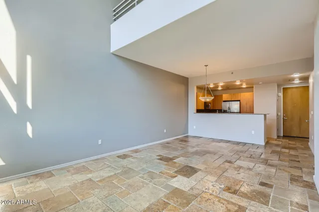 $2,550 | 17 West Vernon Avenue, Unit 615, Phoenix, AZ 85003