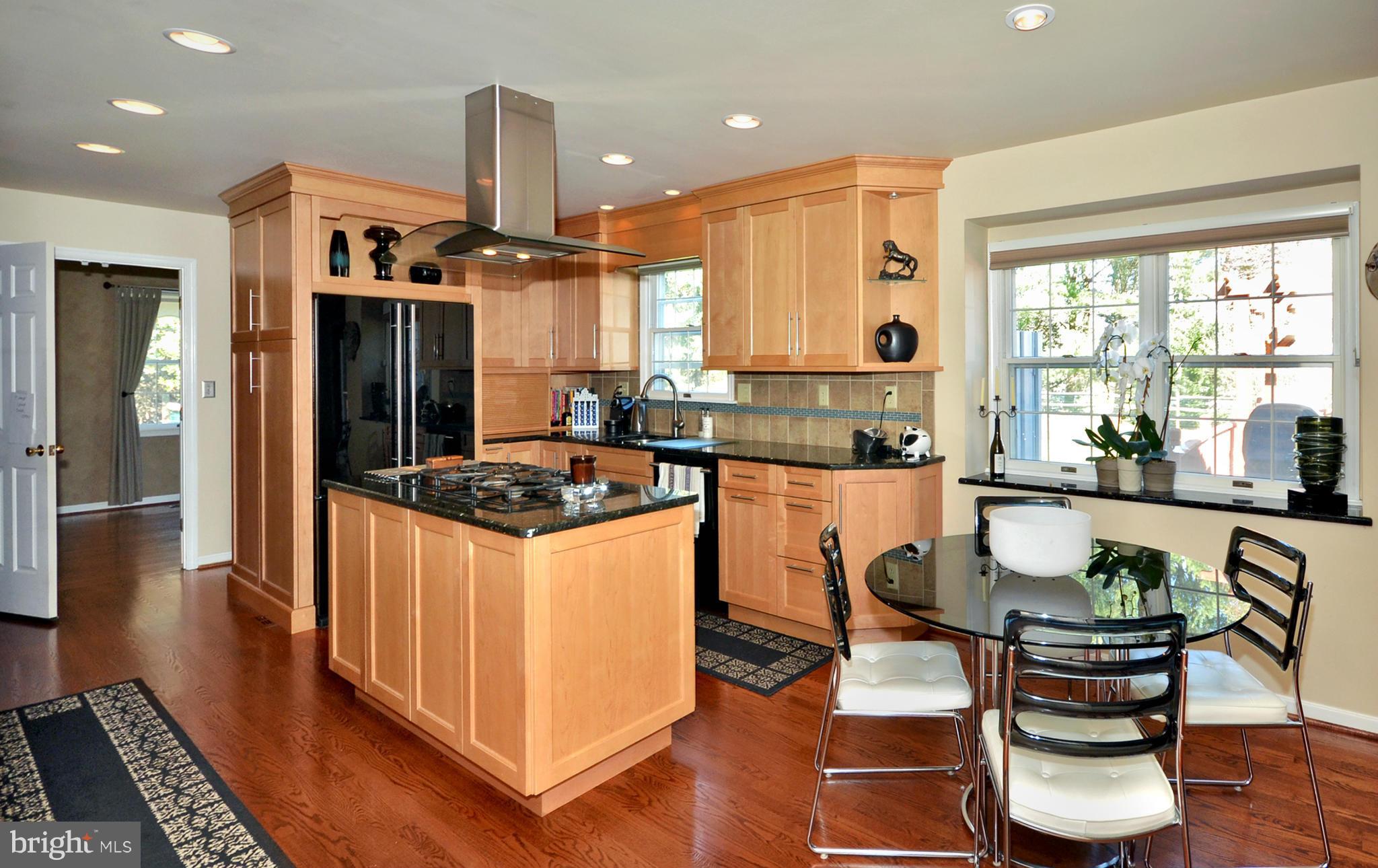14013 Manor Road Baldwin, MD 21013 - Photo 2 of 30 Kitchen
