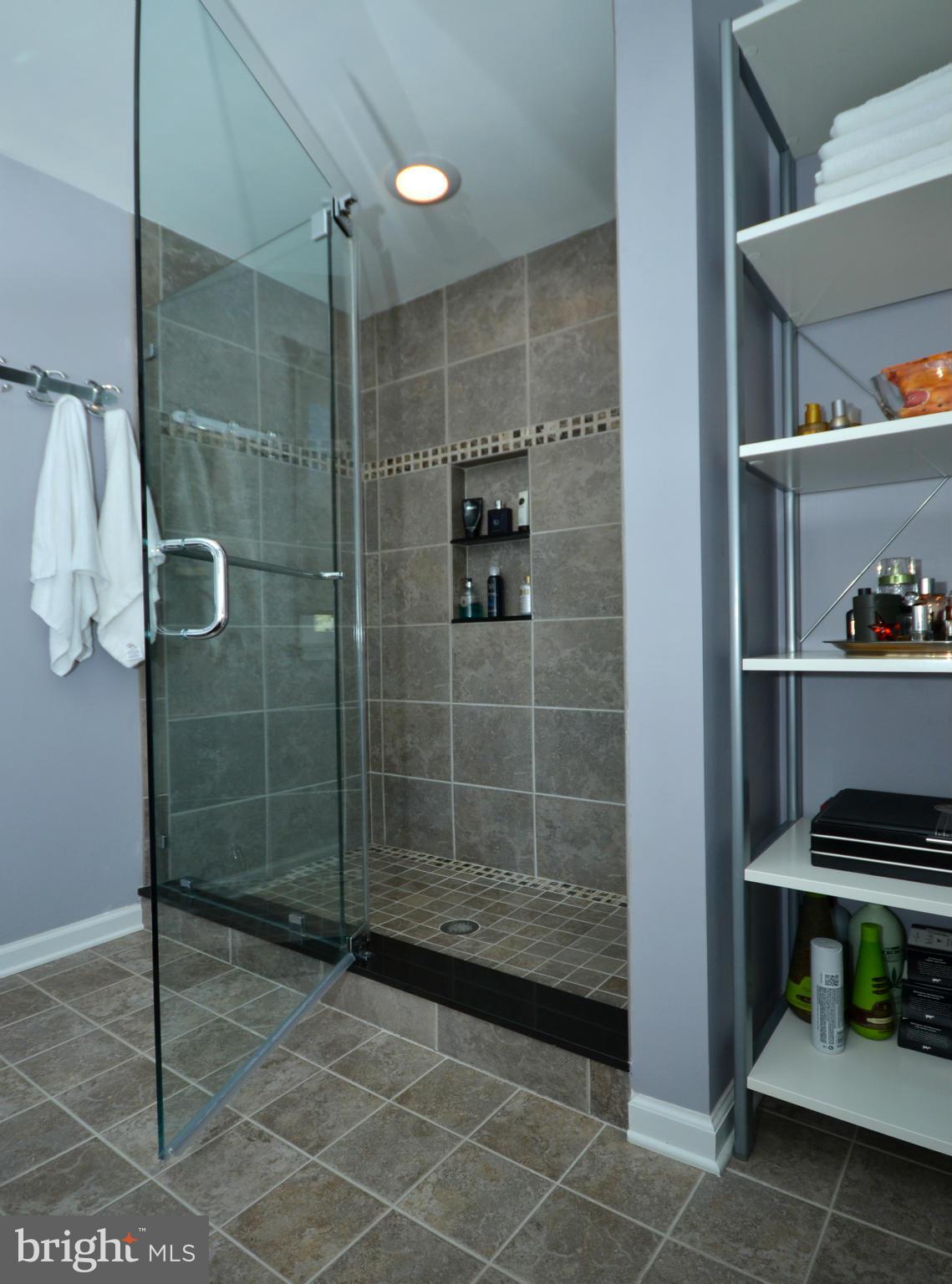 14013 Manor Road Baldwin, MD 21013 - Photo 20 of 30 Bath (Master)