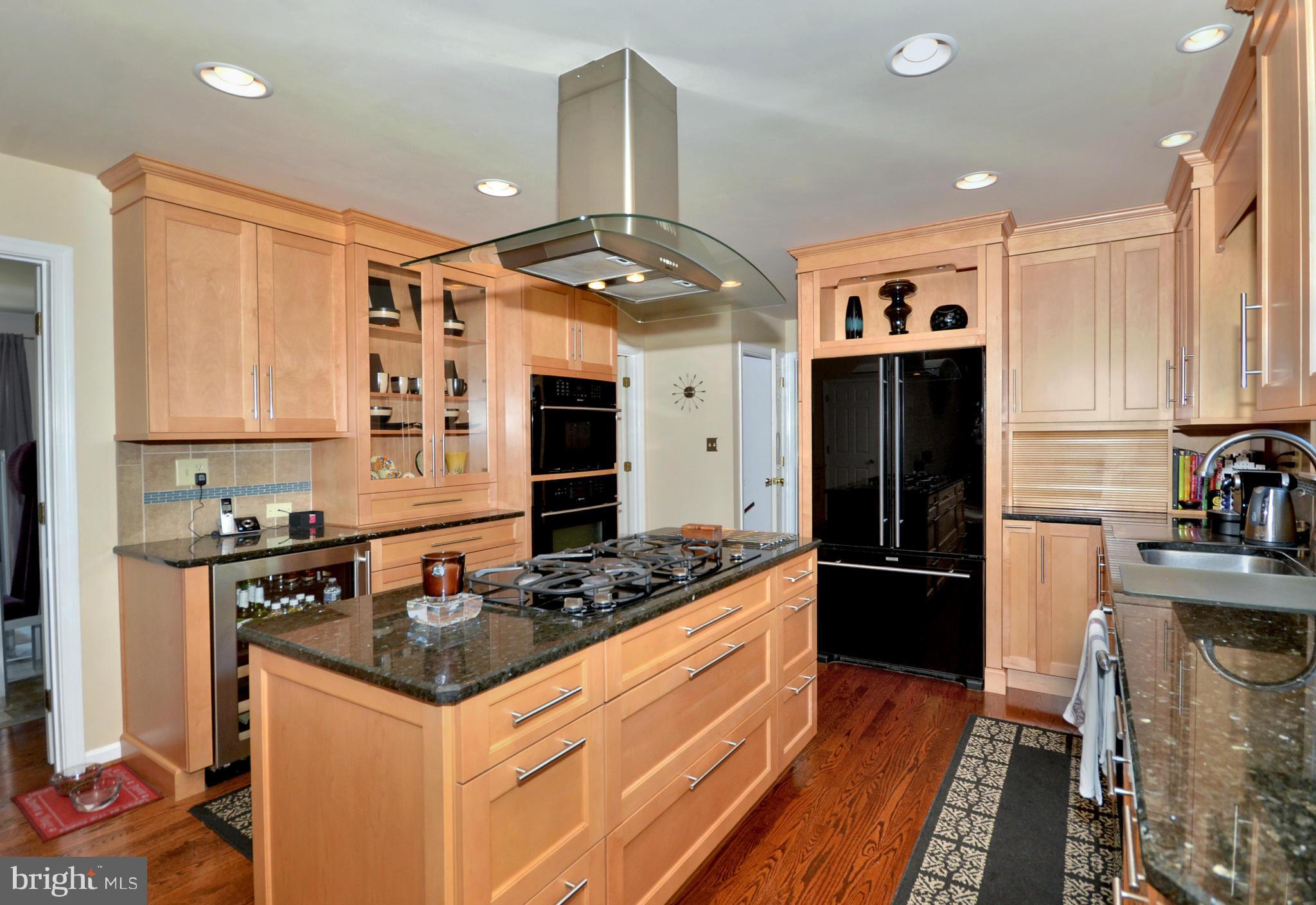 14013 Manor Road Baldwin, MD 21013 - Photo 3 of 30 Kitchen