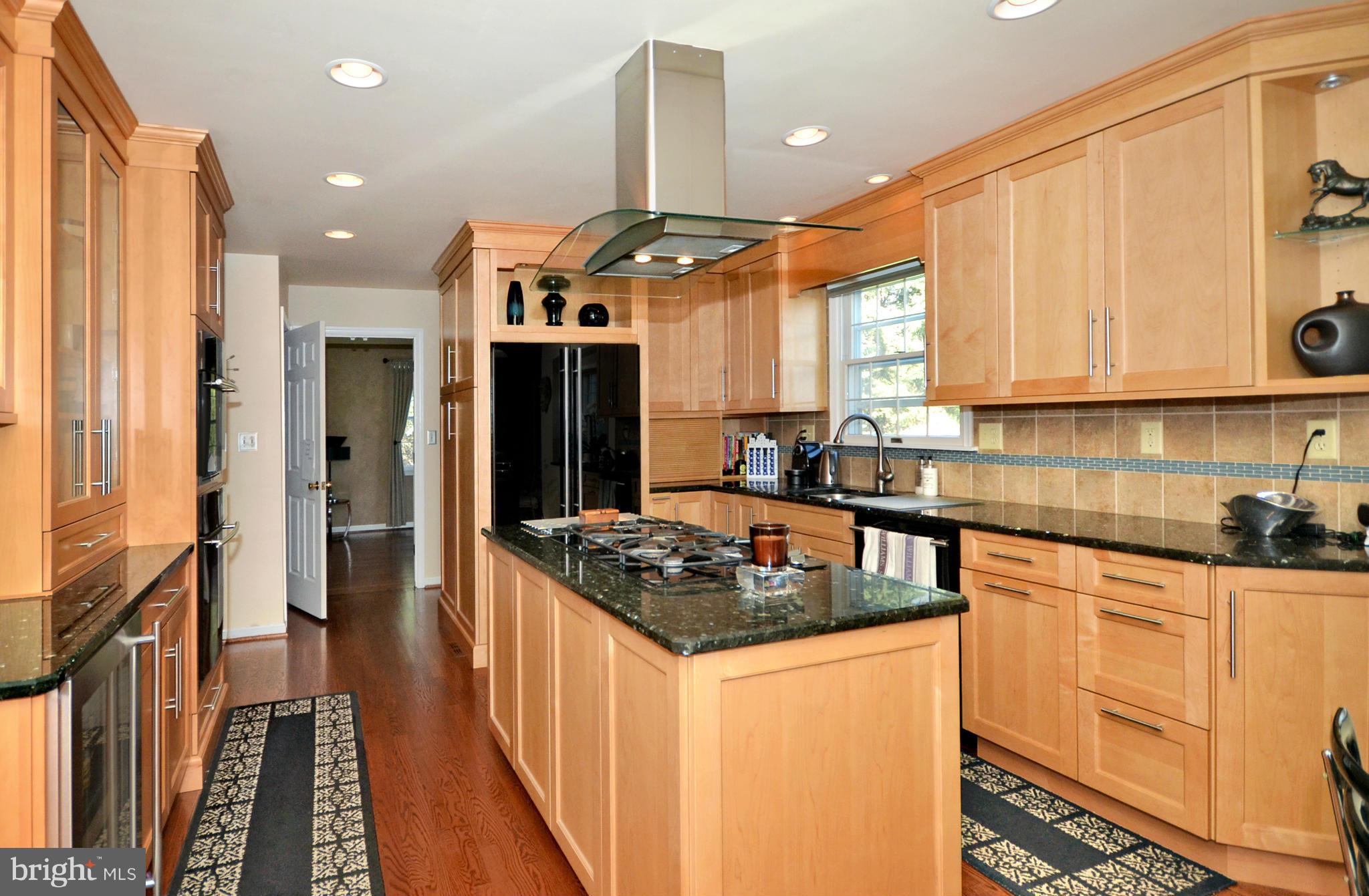 14013 Manor Road Baldwin, MD 21013 - Photo 9 of 30 Kitchen