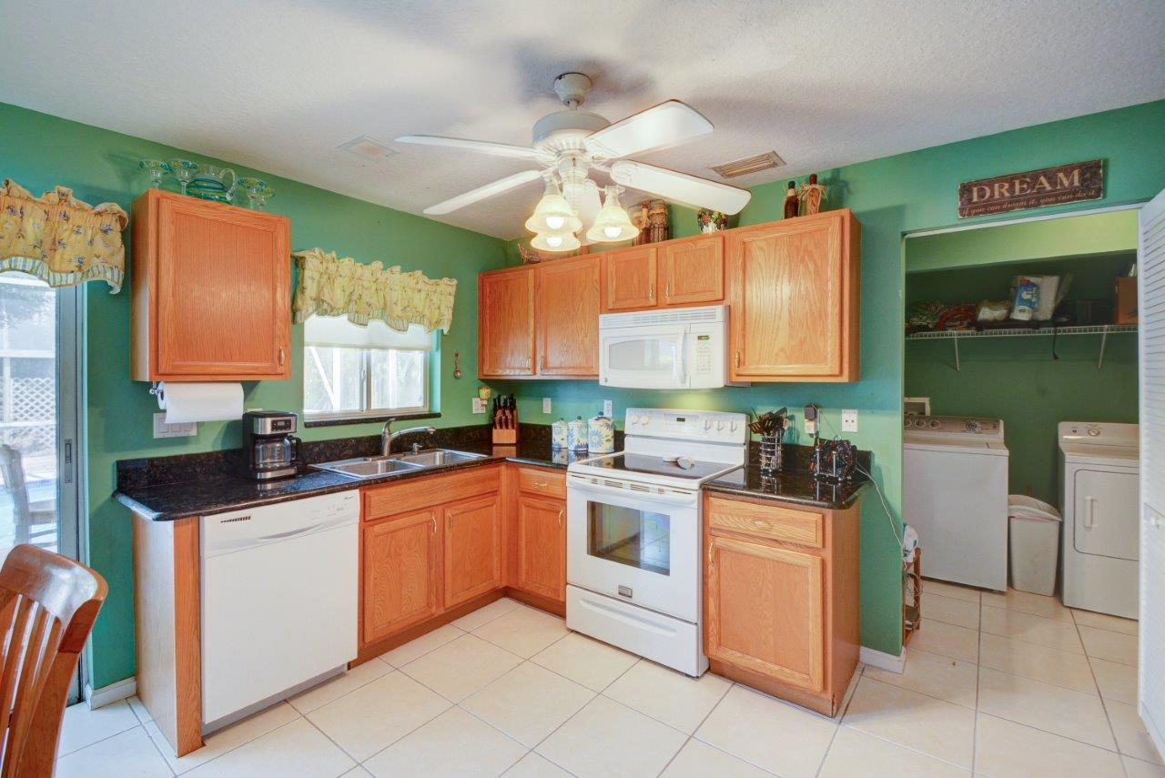 2414 Southeast Springtree Place Stuart, FL 34997 - Photo 9 of 28 Springtree kitchen 3