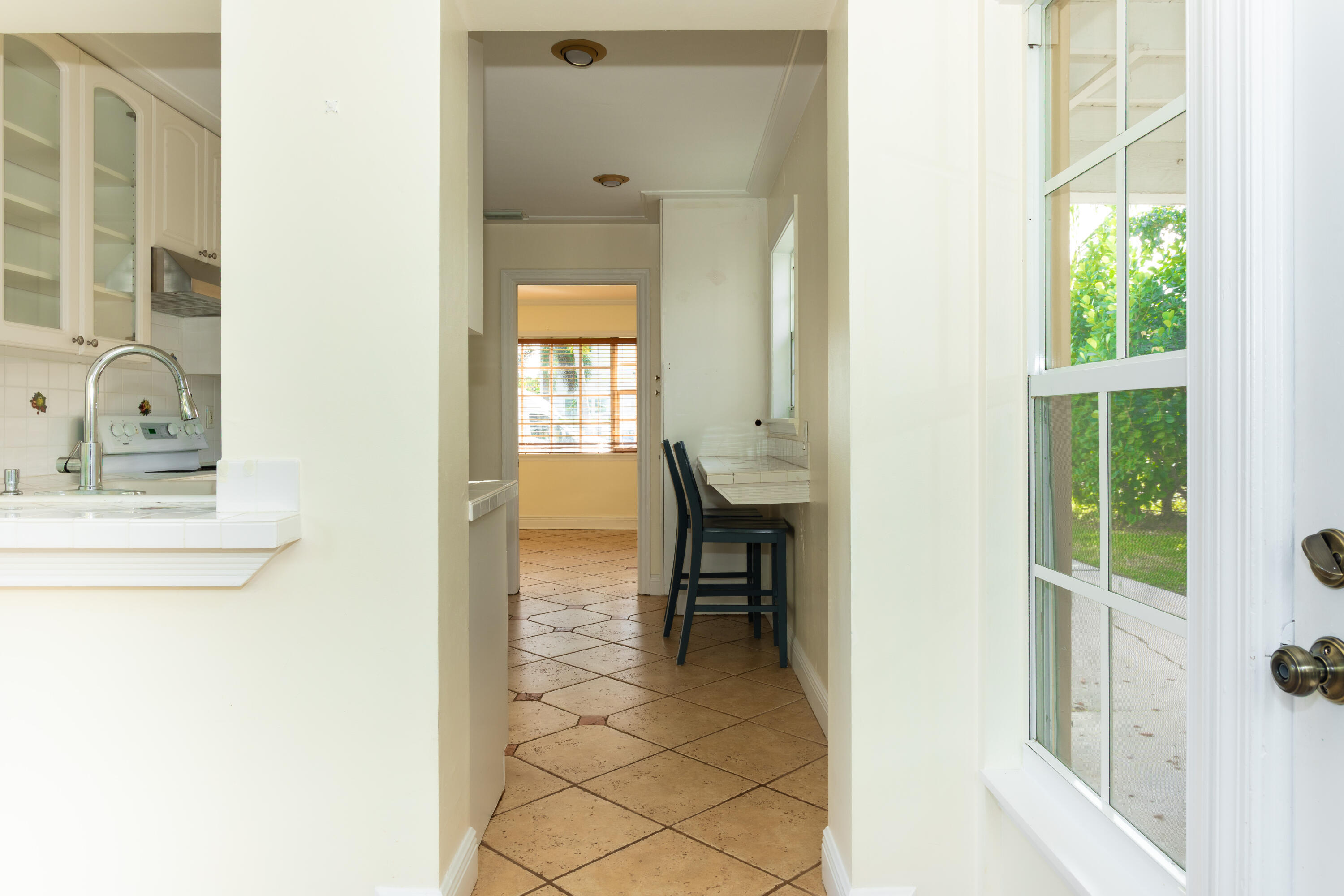 245 Cortez Road West Palm Beach, FL 33405 - Photo 16 of 32 Open Kitchen