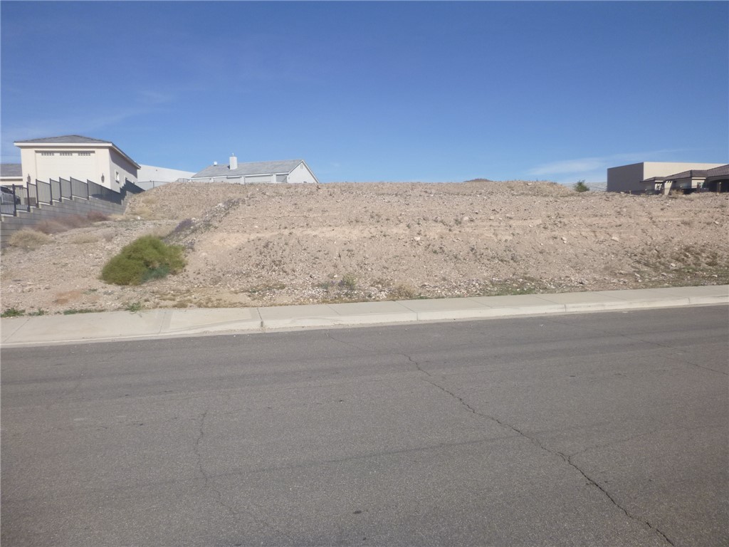 2677 Pegasus Ranch Road Bullhead City, AZ 86429 - Photo 6 of 9
