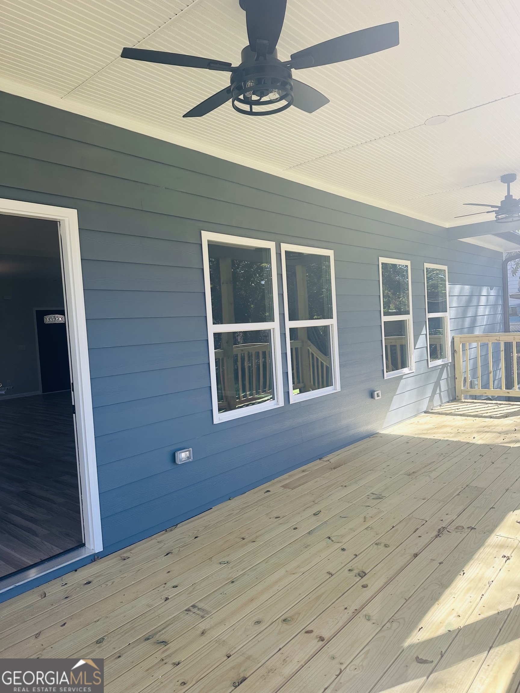 119 F Street Thomaston, GA 30286 - Photo 26 of 27 a view of an entryway of house