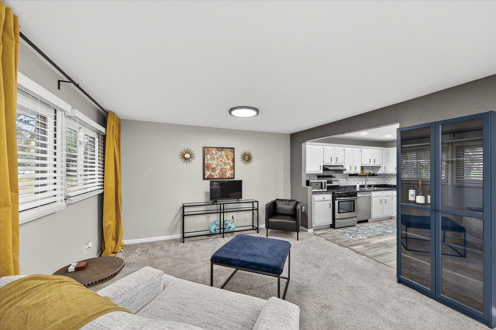 8928 Neill Lake Road, Unit 104 Eden Prairie, MN 55347 - Photo 2 of 39