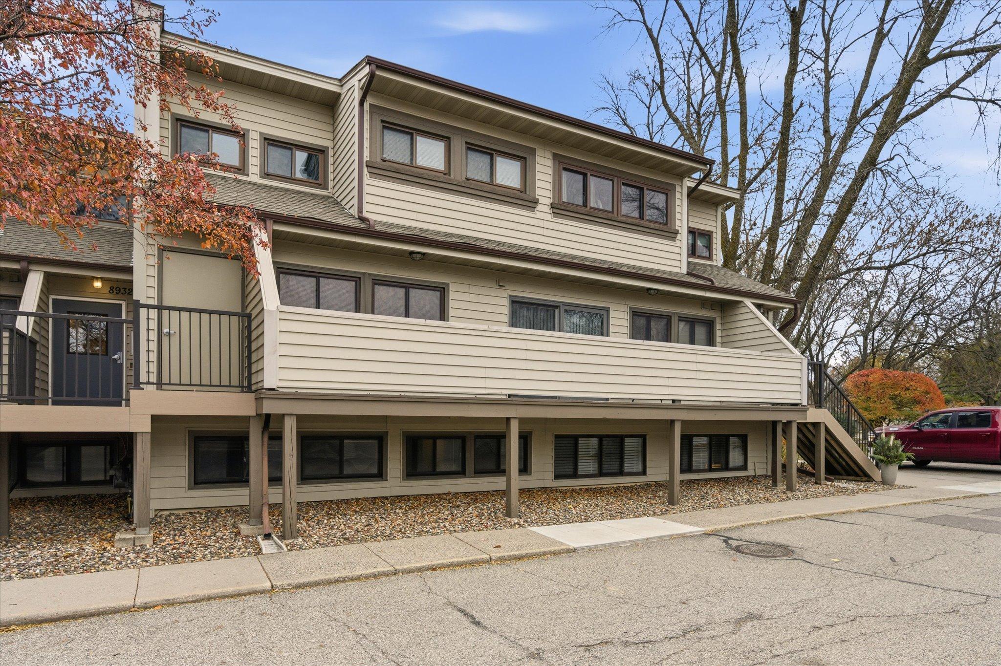 8928 Neill Lake Road, Unit 104 Eden Prairie, MN 55347 - Photo 27 of 39