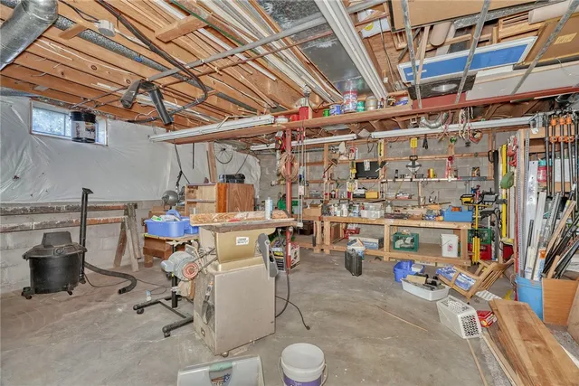 $374,900 | 1076 Bright Stream Way, Webster, NY 14580