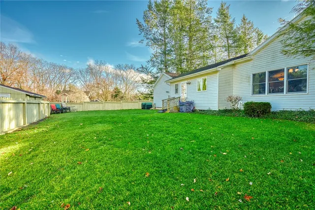 $374,900 | 1076 Bright Stream Way, Webster, NY 14580