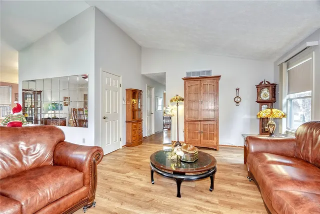 $374,900 | 1076 Bright Stream Way, Webster, NY 14580