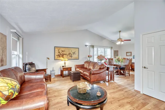 $374,900 | 1076 Bright Stream Way, Webster, NY 14580