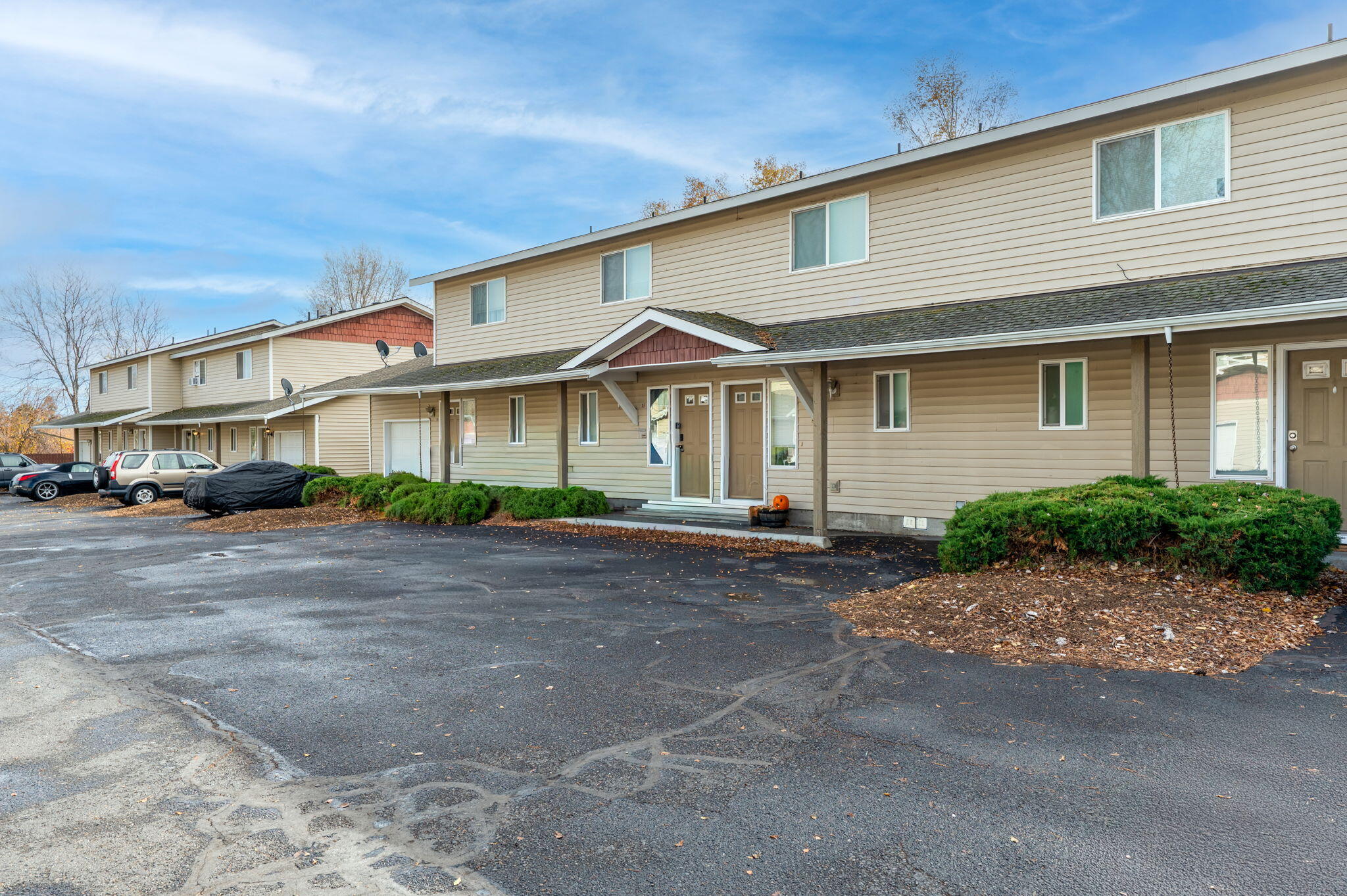 2610 Southwest 23rd Street, Unit 15 Redmond, OR 97756 - Photo 21 of 31 27-web-or-mls-2610-SW-23rd-St-15-Redmond