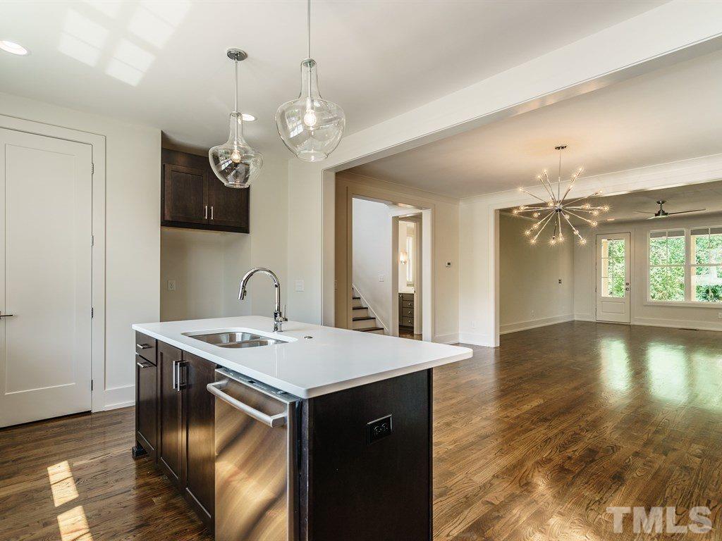737 Mills Street Raleigh, NC 27608 - Photo 10 of 25