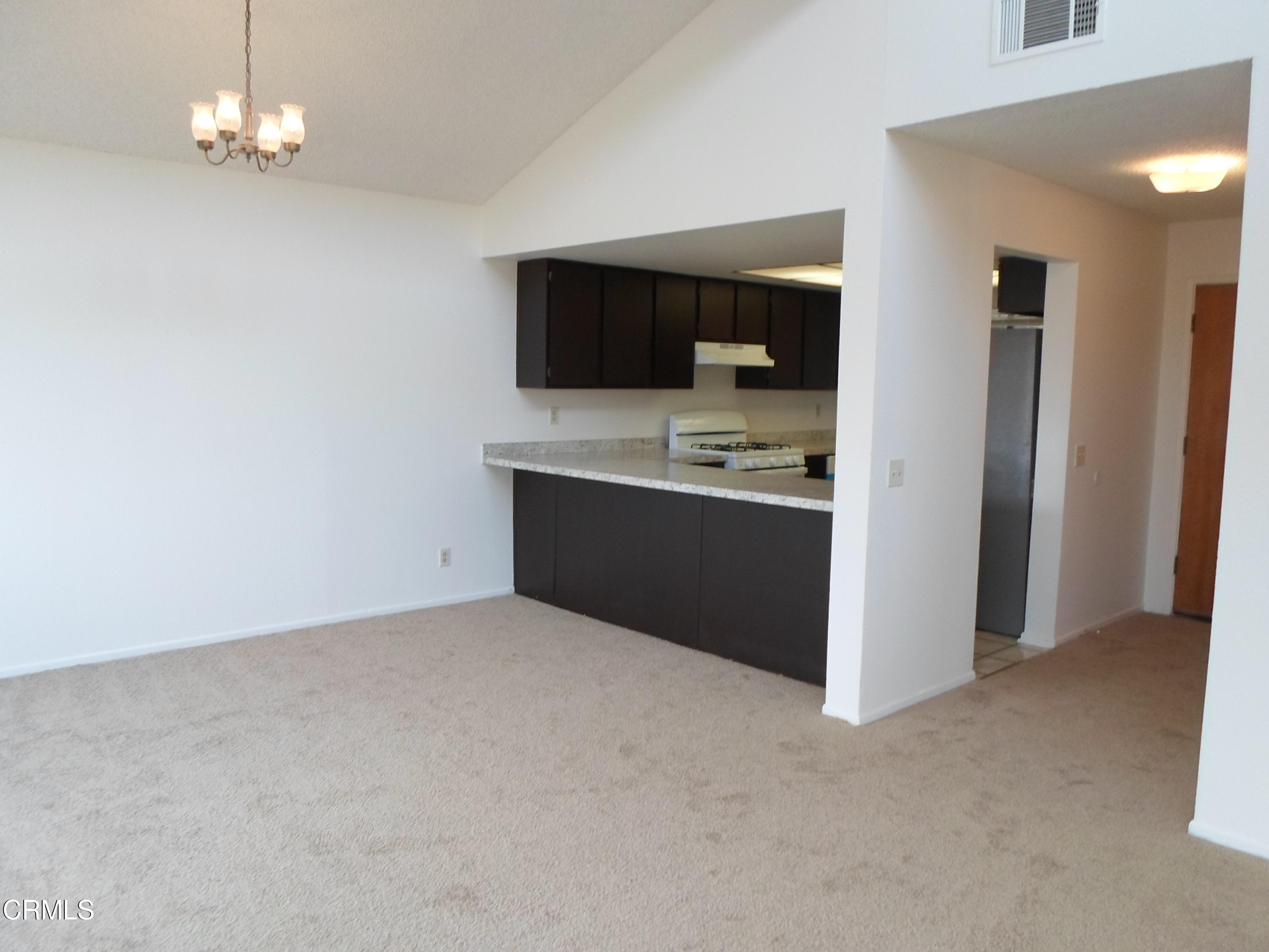 5122 Longfellow Way Oxnard, CA 93033 - Photo 16 of 39 SAM_2093