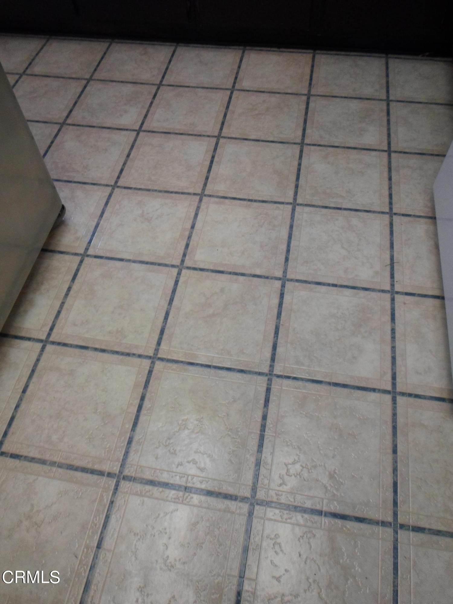 5122 Longfellow Way Oxnard, CA 93033 - Photo 4 of 39 SAM_2117
