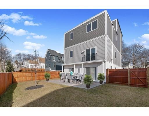 13 Wenlock Road Boston, MA 02122 - Photo 14 of 14